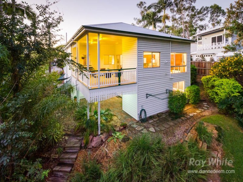 59 Love Street, Holland Park, QLD 4121