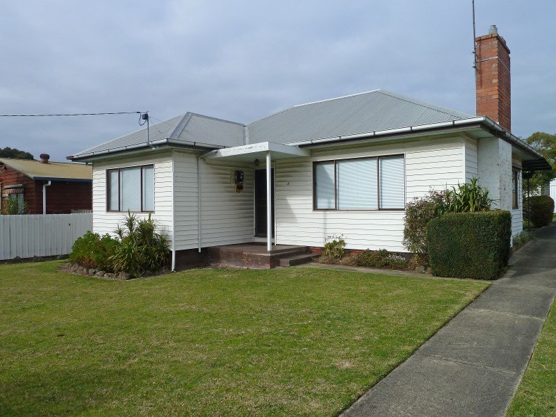 4 Wallace Street, Colac, Vic 3250 Property Details