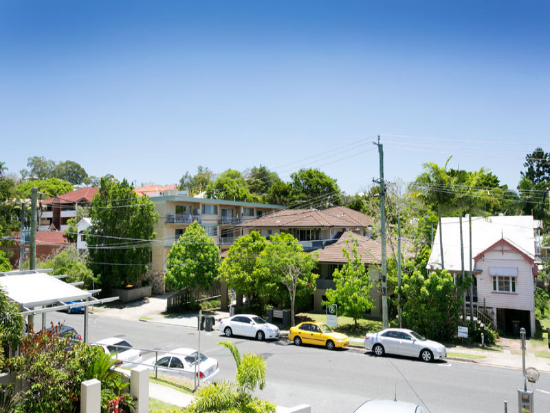 1/6 Grimes Street, Auchenflower, Qld 4066 Property Details