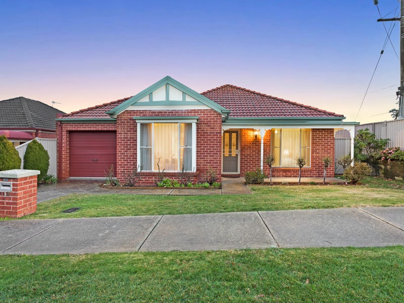 1131 Armstrong Street N, Ballarat North, VIC 3350 - realestate.com.au