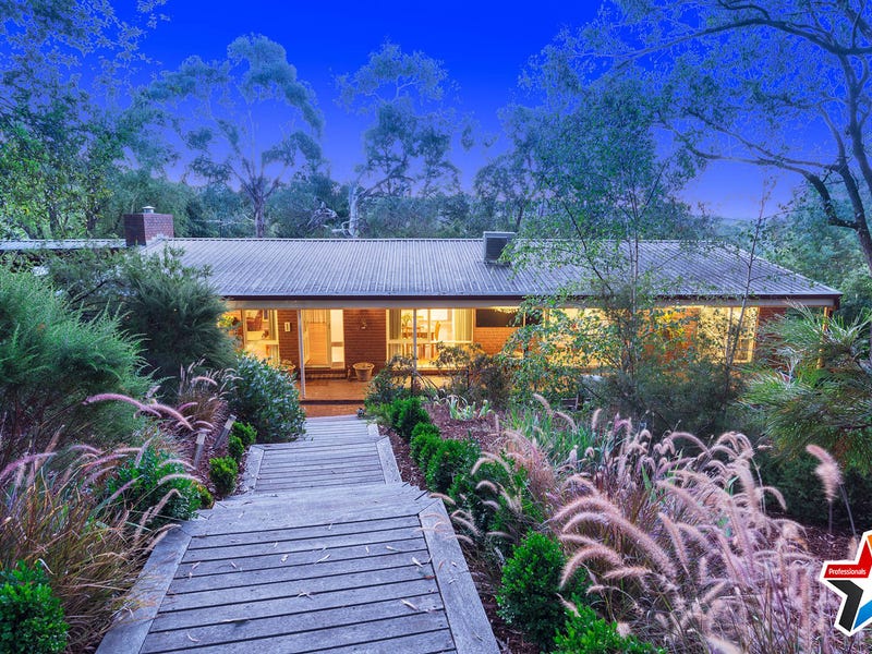 1315 Commercial Road, Mount Evelyn, VIC 3796