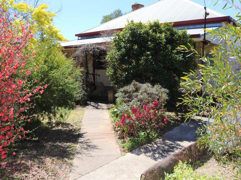 1618 Willawong Street, Young, NSW 2594 Property Details