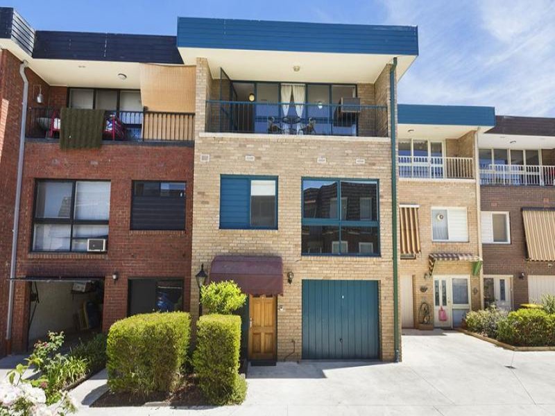 25/8 The Strand, Williamstown, Vic 3016 Property Details
