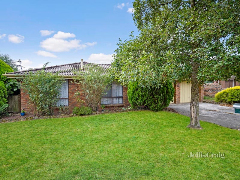 3 Windermere Way, Cardigan Village, VIC 3352