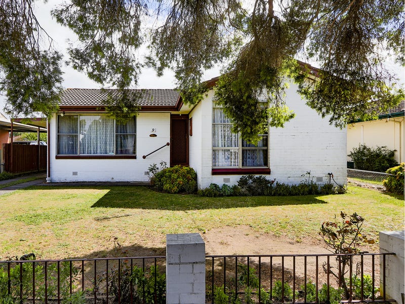 9 Elston Court, Sale, Vic 3850 Property Details