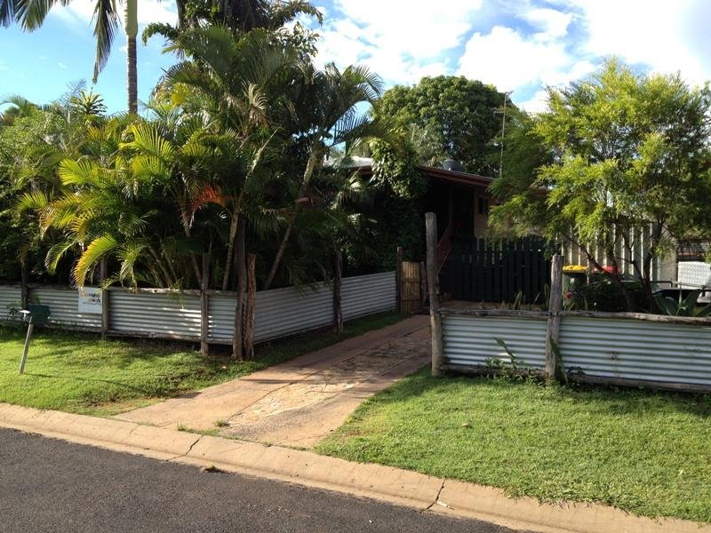 40 Archer Drive, Moranbah, Qld 4744 Property Details