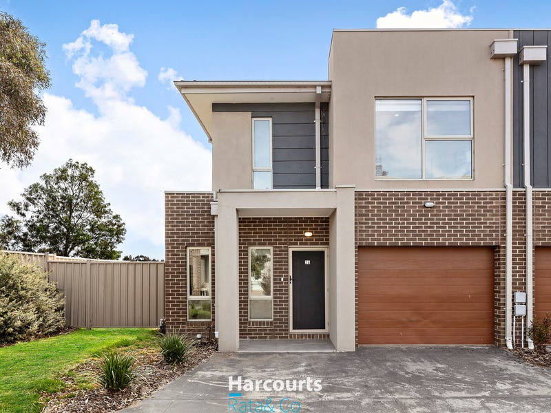 36 Richhaven Place, Epping, Vic 3076 Property Details