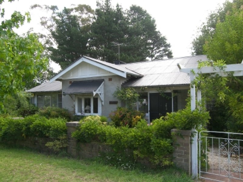 6 Barton Street, Katoomba, NSW 2780