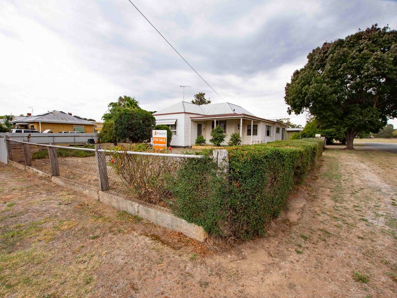 150 Broadway, Dunolly, VIC 3472