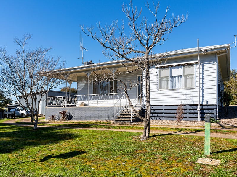 10 Market Street, Harcourt, Vic 3453 Property Details