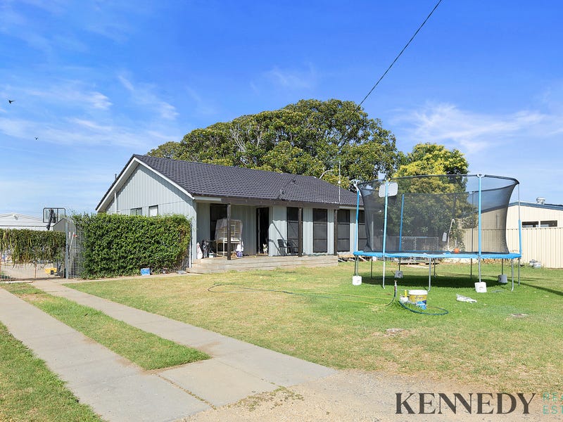 5 Churchill Place, Yarrawonga, Vic 3730 House for Sale realestate