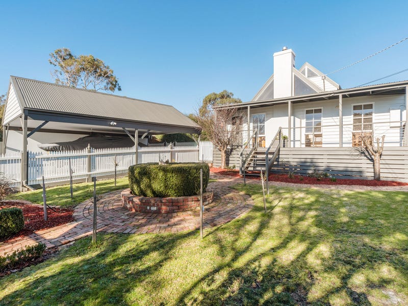 Houses for Sale in Canadian Bay Rd, Mount Eliza, VIC 3930 Pg. 2