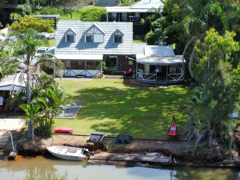 18 Emerson Street, Russell Island, QLD 4184