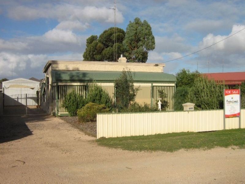 3 Olive Parade, Kadina, SA 5554 Property Details