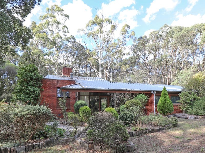 242 Ashbourne Road, Woodend, Vic 3442 Property Details