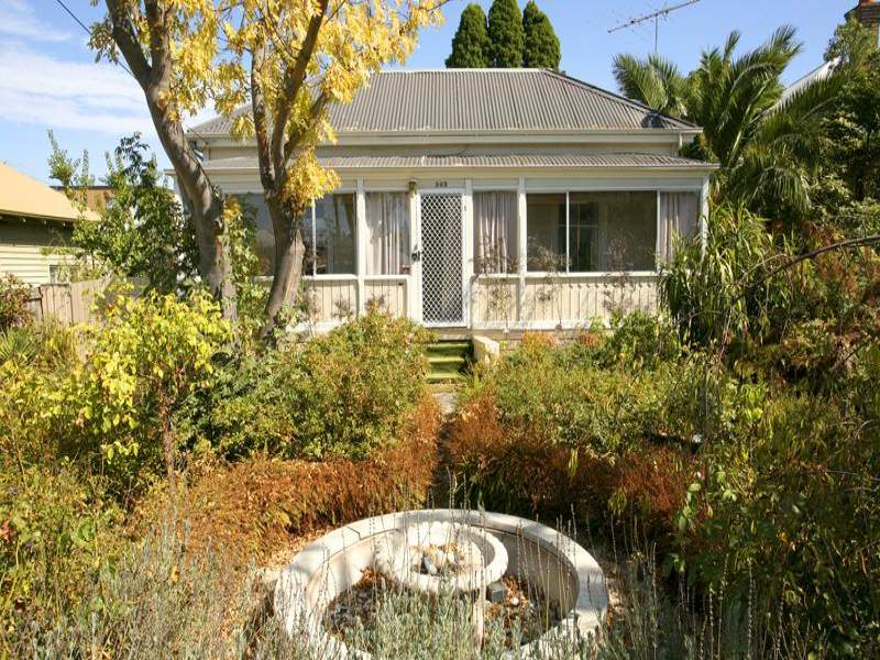 302 Latrobe Terrace, Newtown, Vic 3220 Property Details