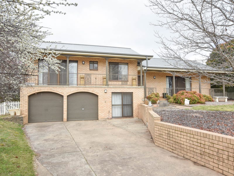 19 Amos Avenue, Blayney, NSW 2799