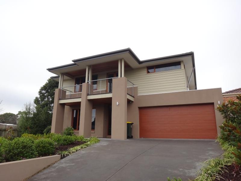 23 Tainton Road, Burwood East, VIC 3151