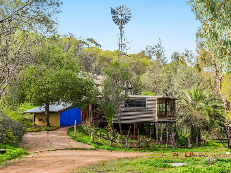520 TOODYAY WEST ROAD, Toodyay, WA 6566 Property Details