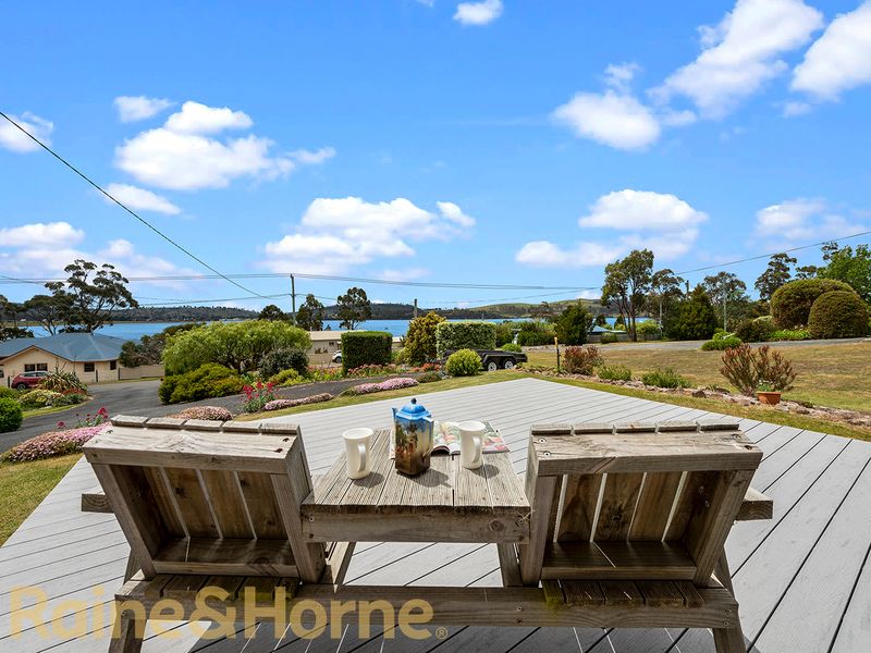 26 Barton Avenue, Triabunna, TAS 7190