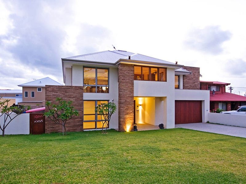 4 Hepworth Road, Trigg, WA 6029