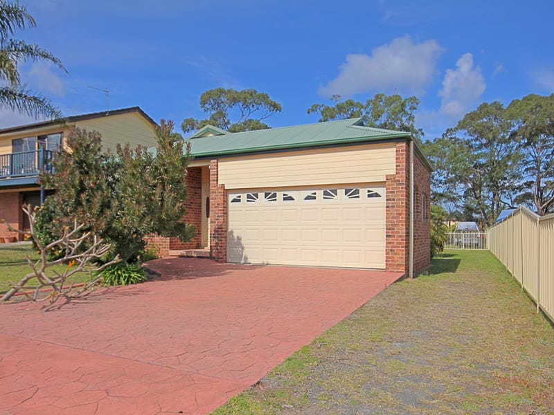 38 Ellmoos Avenue, Sussex Inlet, NSW 2540
