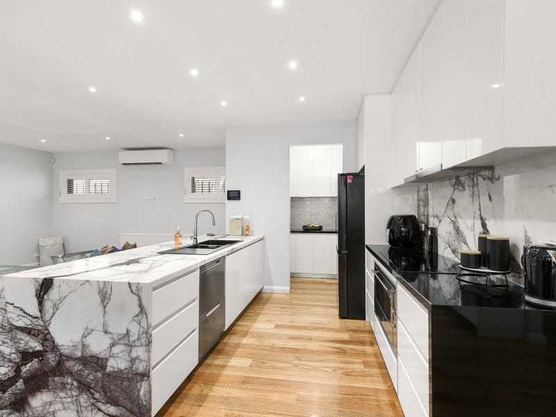 4 Waterhouse Link, Greenvale, Vic 3059 House for Sale