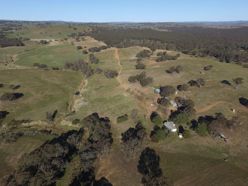 "Rockfield" 154 Alton Hill Road, Gunning, NSW 2581 Property Details