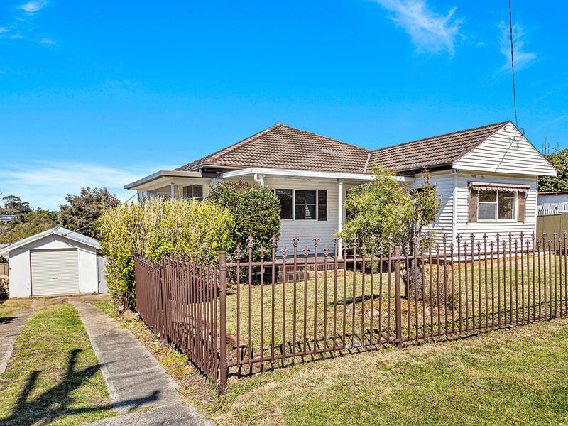 33 Reserve Street, West Wollongong, NSW 2500