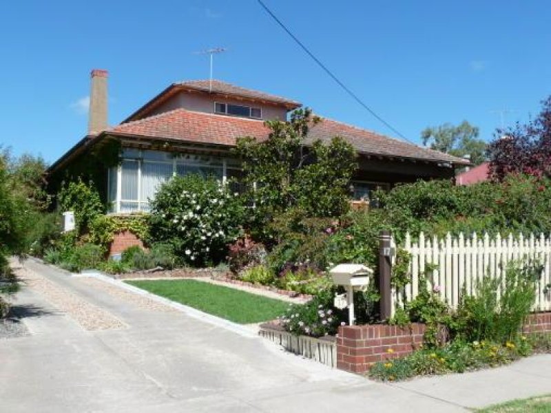 17 Seaby Street, Stawell, VIC 3380