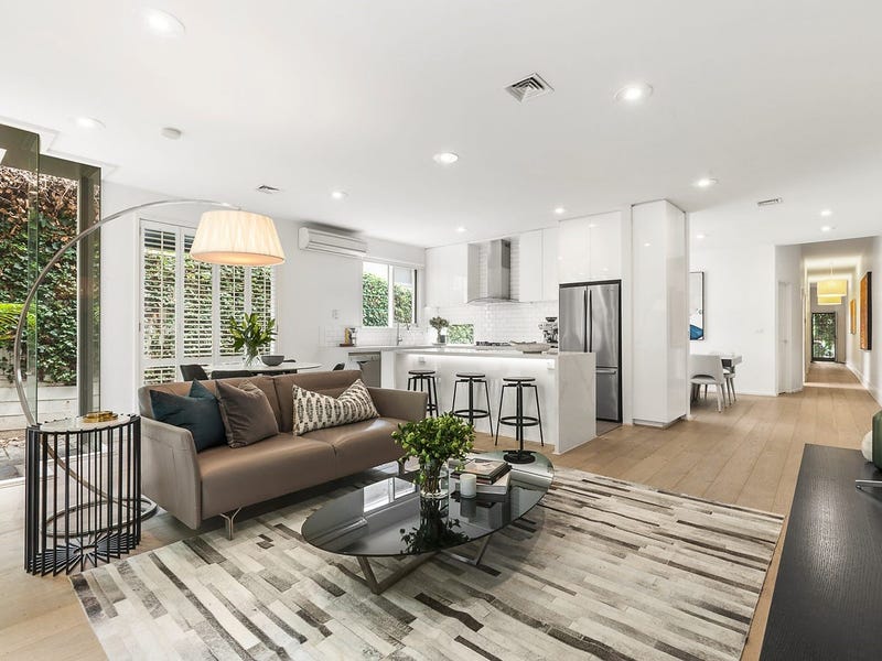 16 Ruabon Road, Toorak, VIC 3142