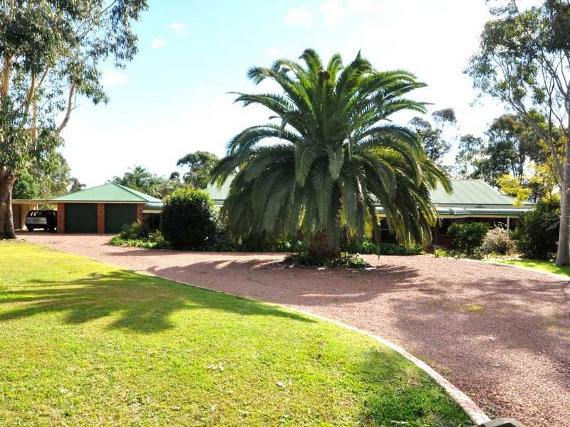 6 Dunnering Close, Lochinvar, NSW 2321 Property Details