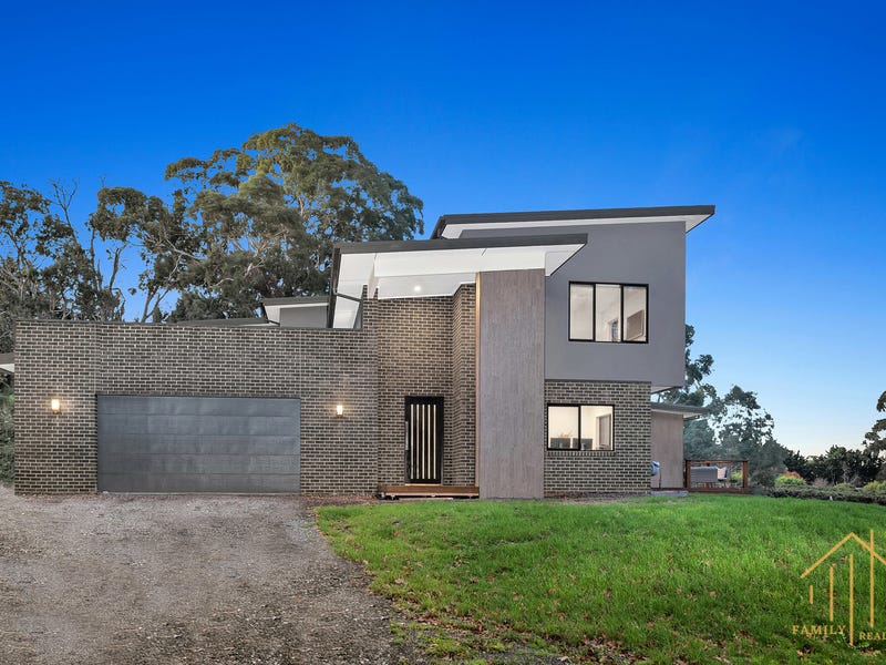 6468 Beaumont Road, Berwick, VIC 3806
