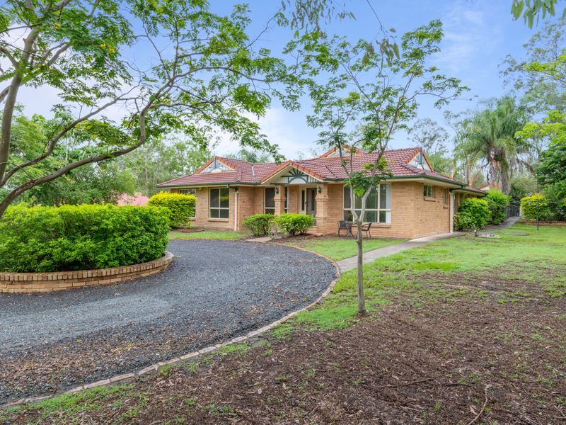 2832 Bushman Drive, Flagstone, Qld 4280