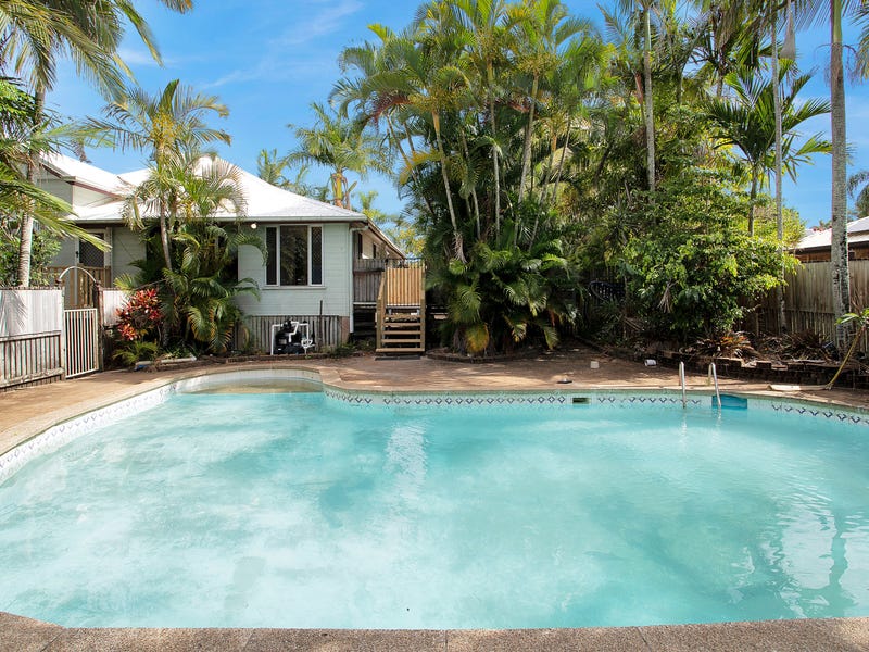 128 Blacks Beach Road, Eimeo, Qld 4740 House for Sale