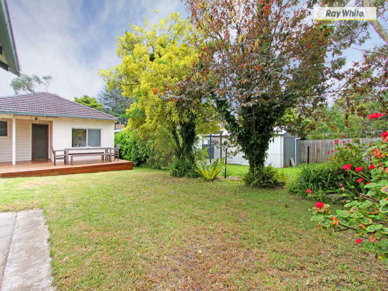 77 Sixth Avenue, Rosebud, Vic 3939 Property Details