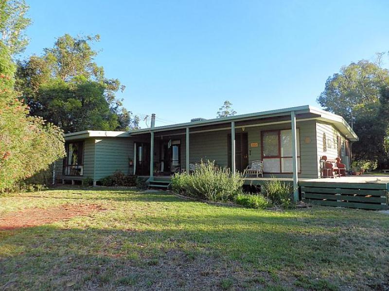 9 Bourke Road, Cardross, Vic 3496 Property Details