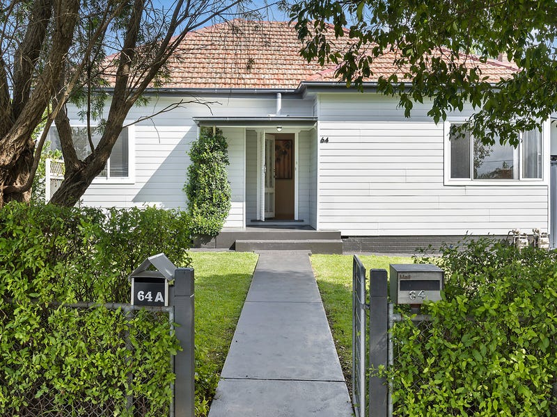 64 Anzac Avenue, Engadine, NSW 2233