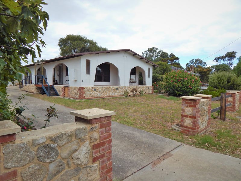 5 Mountain Avenue, Normanville, SA 5204