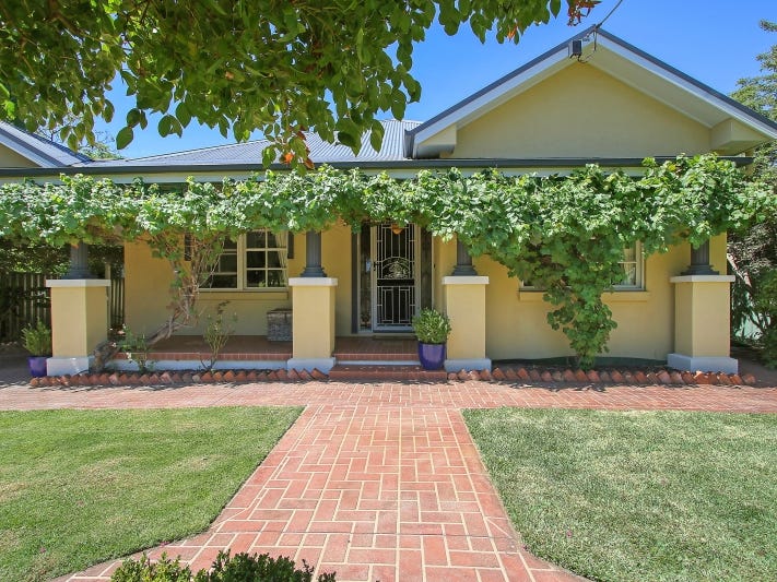 35 Charles Street, Benalla, Vic 3672 Property Details