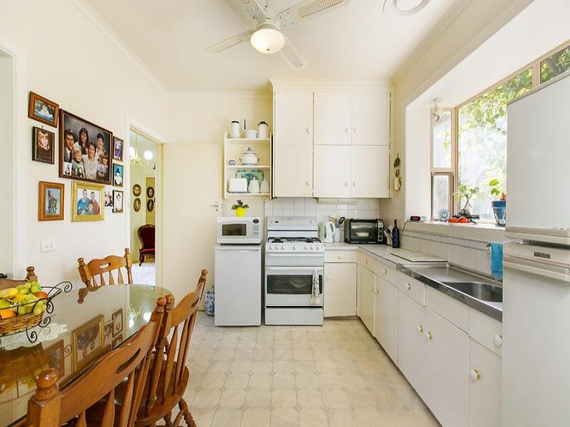 38 Fairview Avenue, Cheltenham, Vic 3192 Property Details