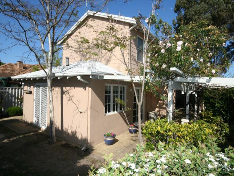 1B Davy Street, Alfred Cove, WA 6154