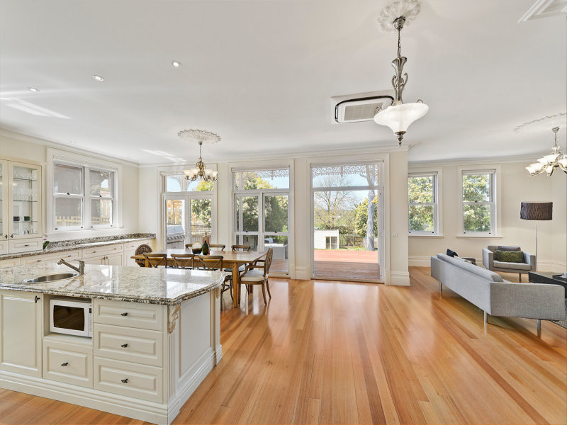 38 Balwyn Road, Canterbury, Vic 3126 Property Details