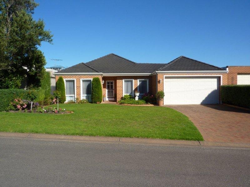 2 Langdon Avenue, Blairgowrie, Vic 3942 Property Details