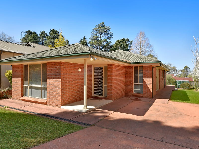 4 Pritchard Street, Wentworth Falls, NSW 2782