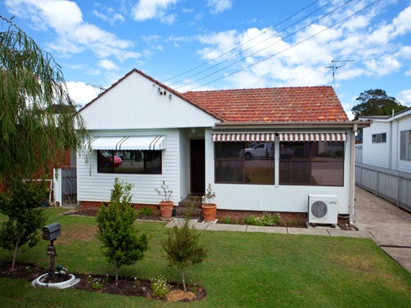 23 Docker Street, Marks Point, NSW 2280