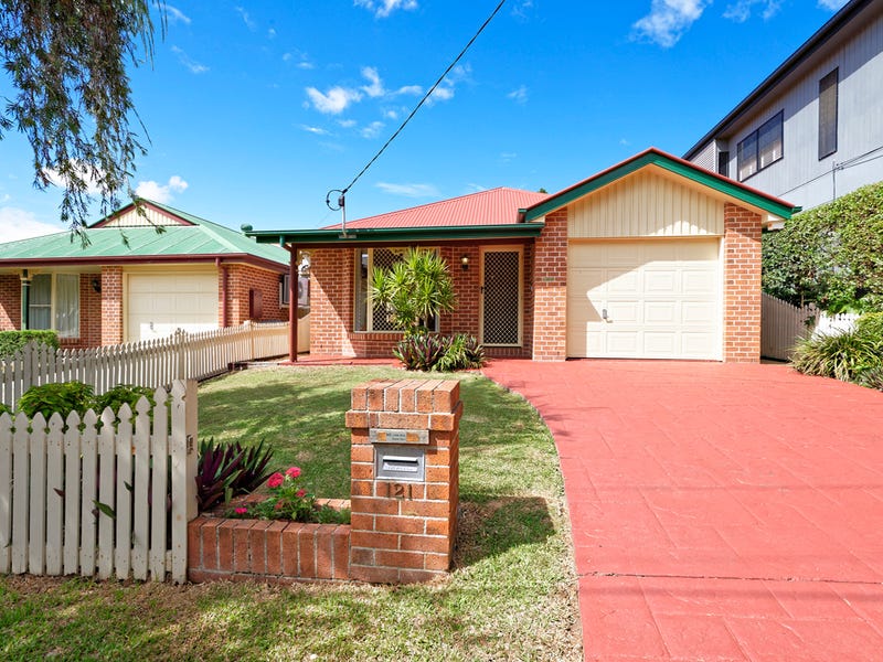 121 Central Avenue, Sherwood, Qld 4075 Property Details