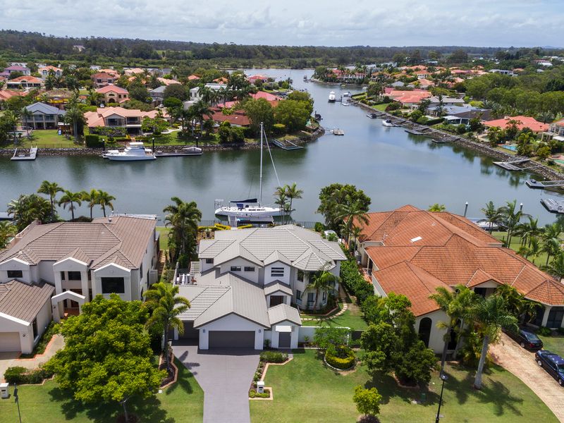 1055 Rosebank Way W, Hope Island, QLD 4212