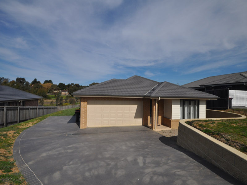 10 Broughton Street, Moss Vale, NSW 2577