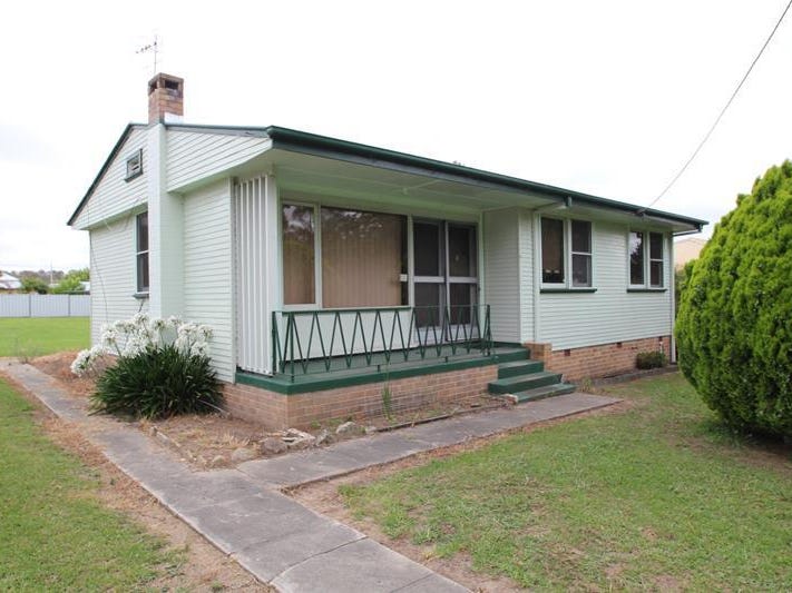 6 Margaret Street, Tenterfield, NSW 2372 Property Details